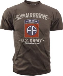 Black Ink Men's 82nd Airborne Division Retro T-Shirt DAN