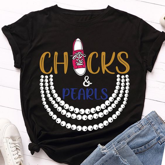 Chucks and Pearl T-Shirt SR5MA1