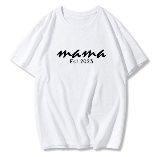 Mommy Est 2023 T-Shirt TPKJ3